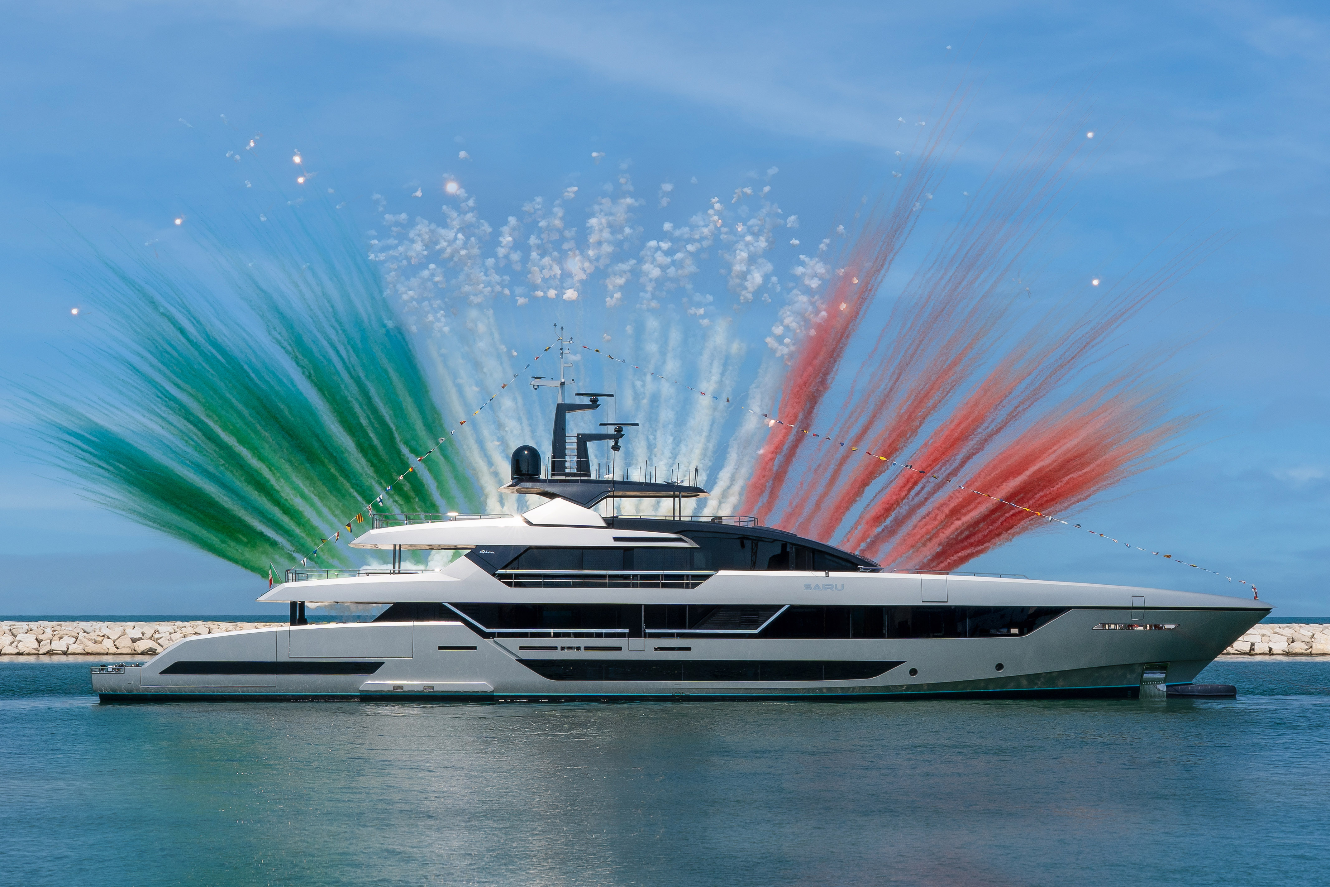 Più grande, più elegante, più Riva: varato ad...