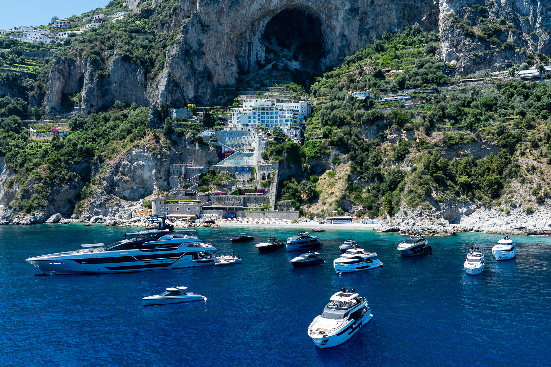 “Midsummer Dream” in Amalfi: Ferretti Group...